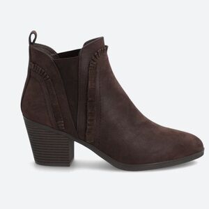 MIA “Carroll” Heeled Pull-On Bootie chocolate brown 9.5